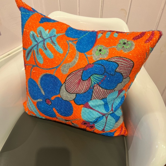 Mersur Palermo Pillow 20x20  italian fabric removable premium down inserts - Picture 7 of 7